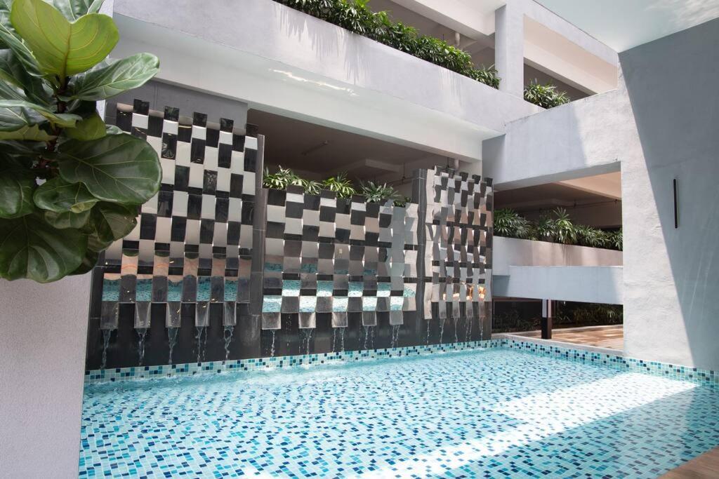 Pangsapuri Neusuite Ampang 4km To Klcc Trx Gleneagleshospital 3613 Kuala Lumpur